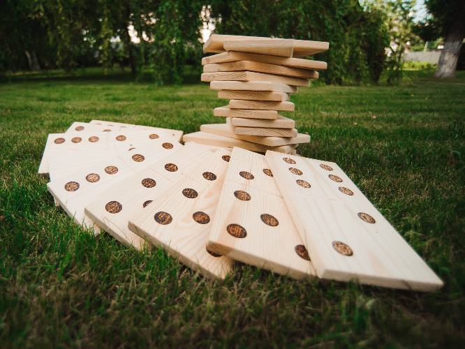 Giant Dominoes Game Rental