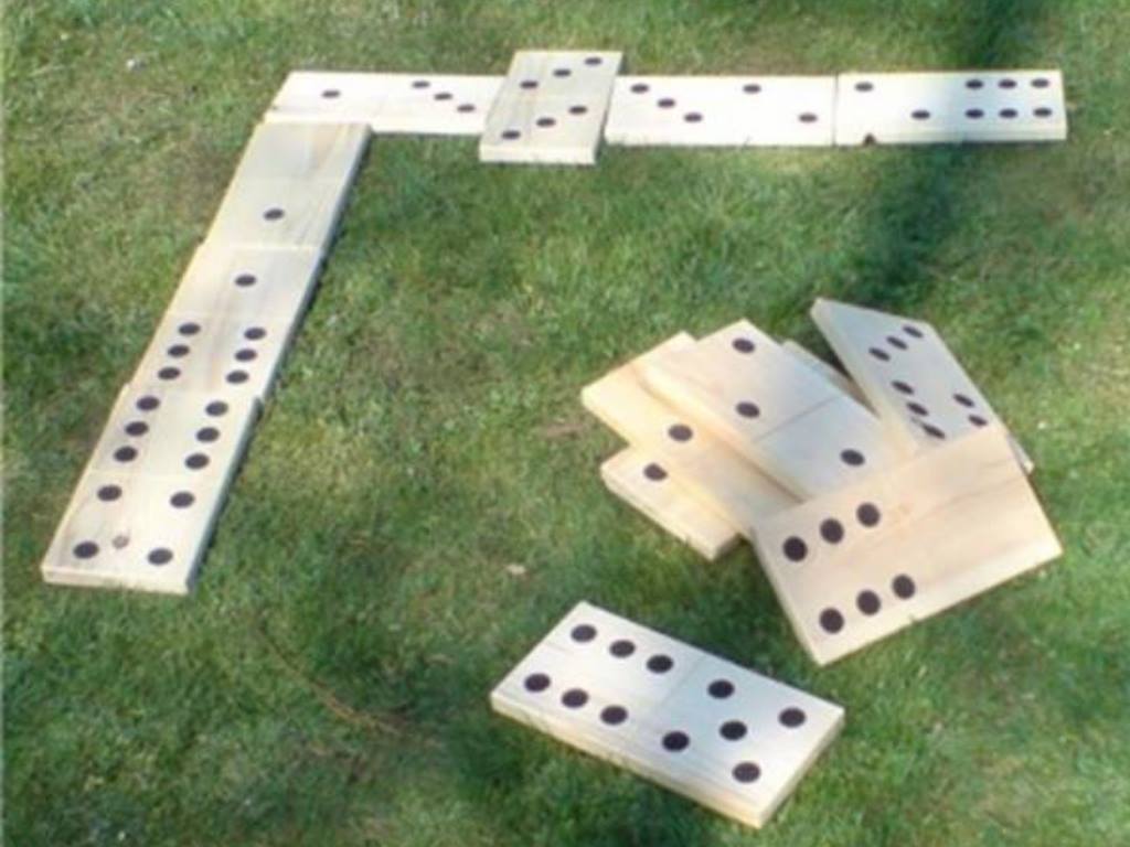 Rent Giant Dominoes