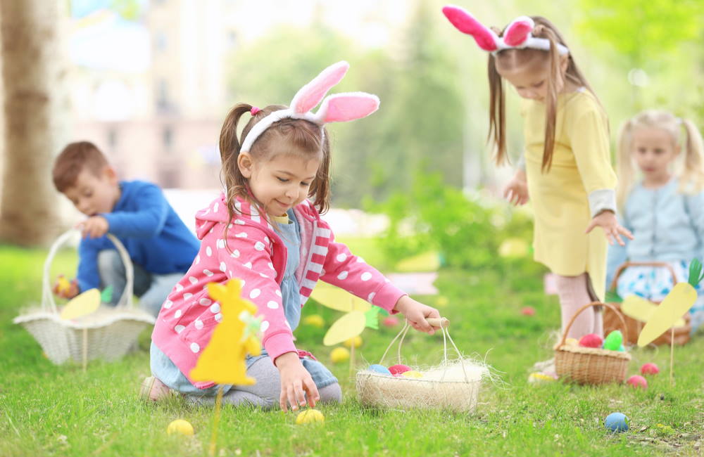 How to Plan an Easter Egg Hunt | Neighborhood Easter Party Ideas