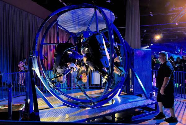 4-Spin Gyrosphere Thrill Ride | 4 Person Party Ride Rental in FL